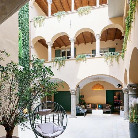 Rego Apartments - Boutique Aparthotel With Some Off-Site Apartments In A Charming Historic District Close To Upper Town Бергамо Экстерьер фото