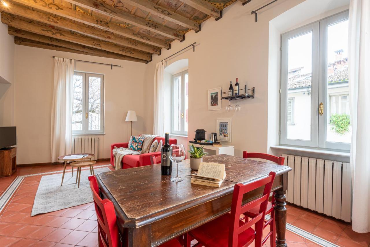 Rego Apartments - Boutique Aparthotel With Some Off-Site Apartments In A Charming Historic District Close To Upper Town Бергамо Экстерьер фото