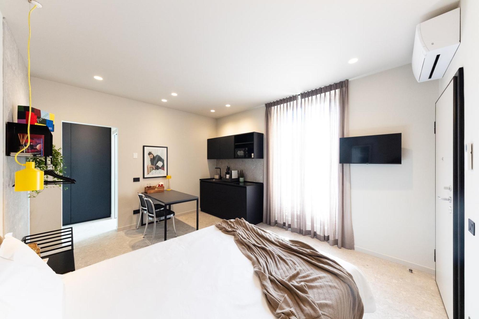 Rego Apartments - Boutique Aparthotel With Some Off-Site Apartments In A Charming Historic District Close To Upper Town Бергамо Экстерьер фото